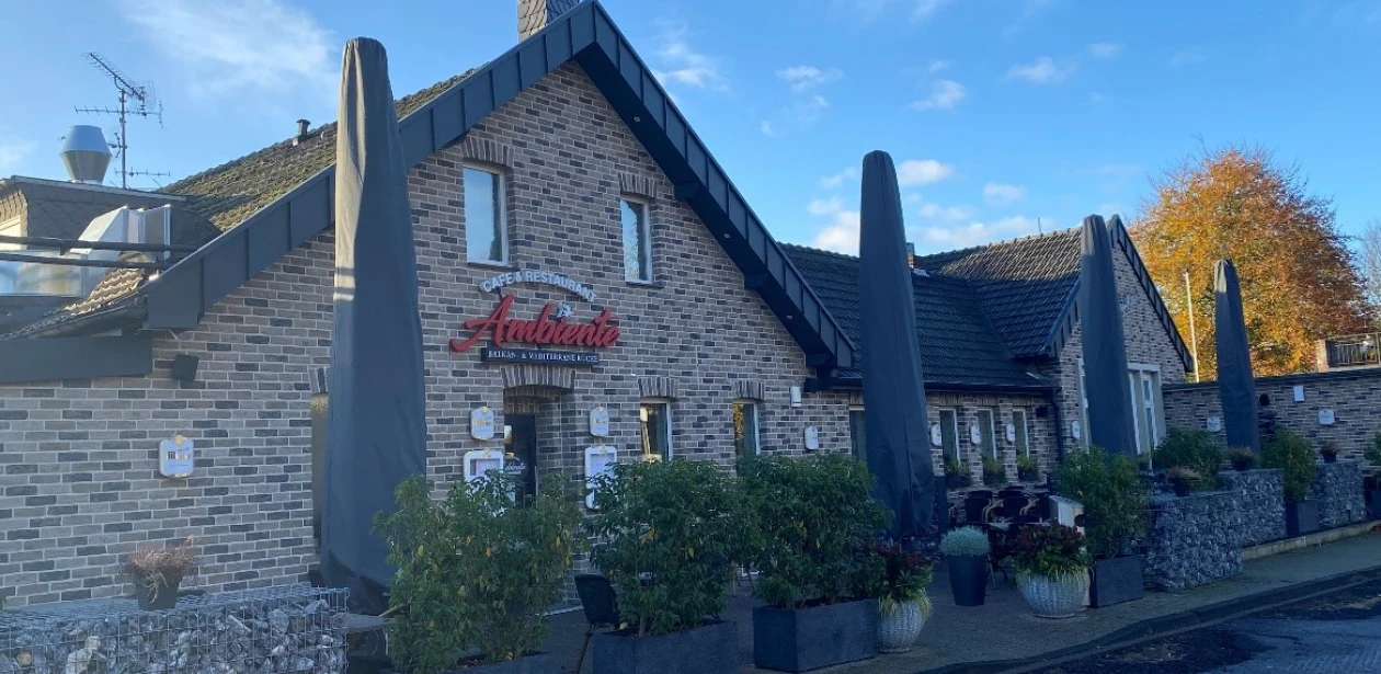 Das Cafe & Restaurant Ambiente in Niederkrüchten, ein beliebtes Ausflugs- und Speiserestaurant, idyllisch gelegen an der Zwei-Seen Runde im Landkreis Viersen.