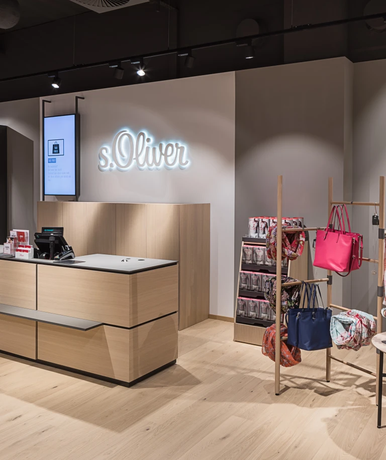 The newest s.Oliver store in Braunschweig was outfitted with HARO parquet.