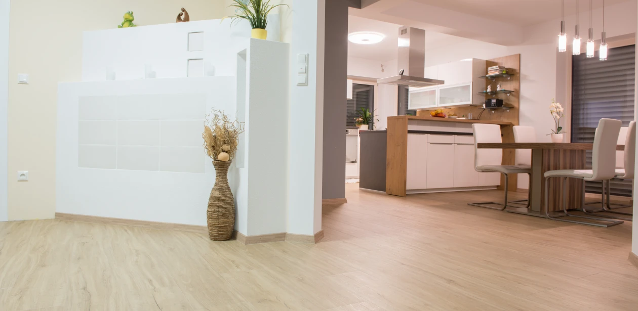 Ein Blick in die offene Wohnküche.