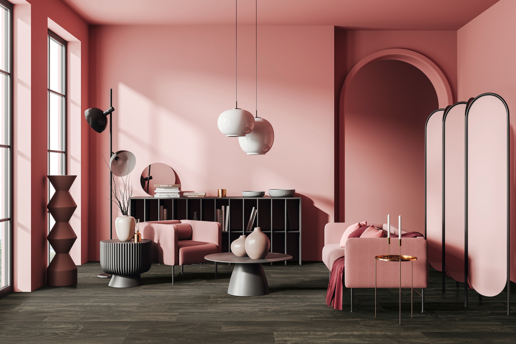 Wohnzimmer mit dunkelbraunem HARO Designboden. Pinke Wände und Deko sorgen für starken Kontrast und dynamische Raumwirkung.