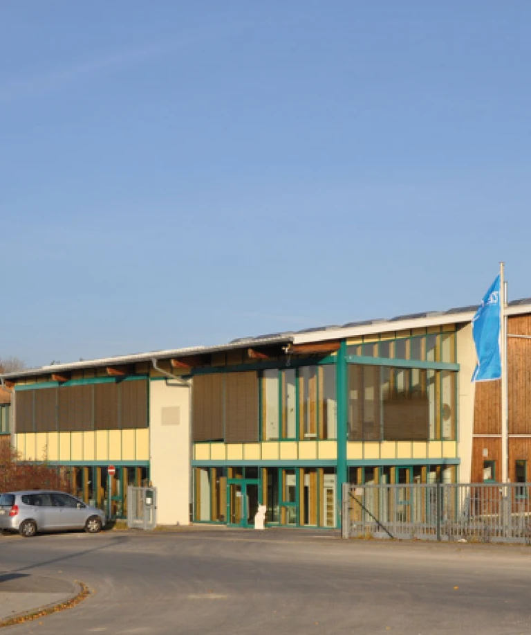 ZEG Zentraleinkauf Holz + Kunststoff eG