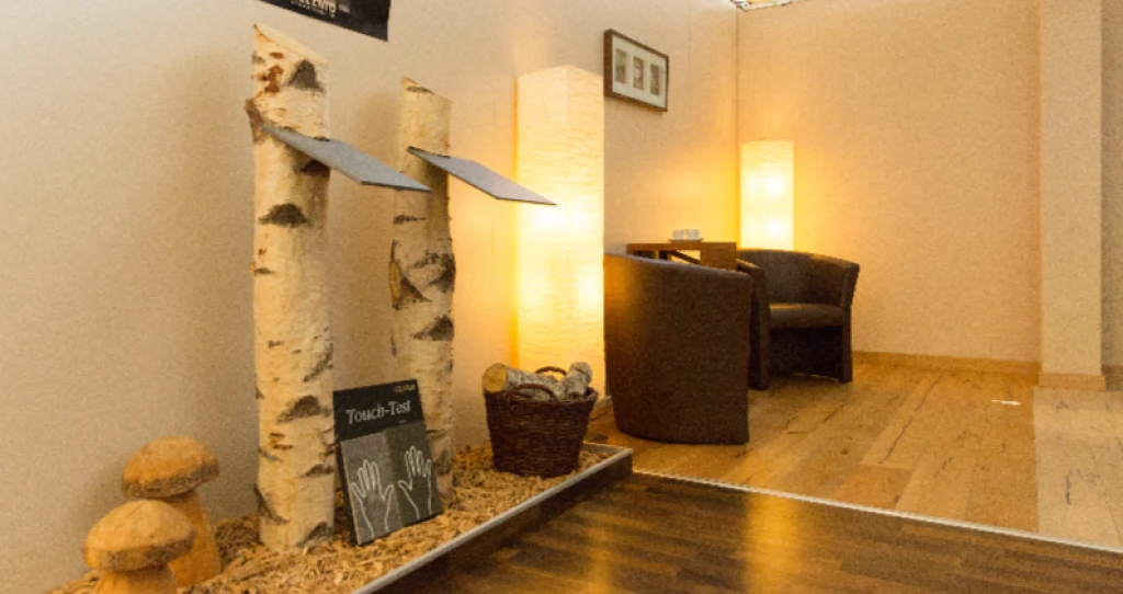 Merk GmbH Fenster - Türen - Beschattung - Böden