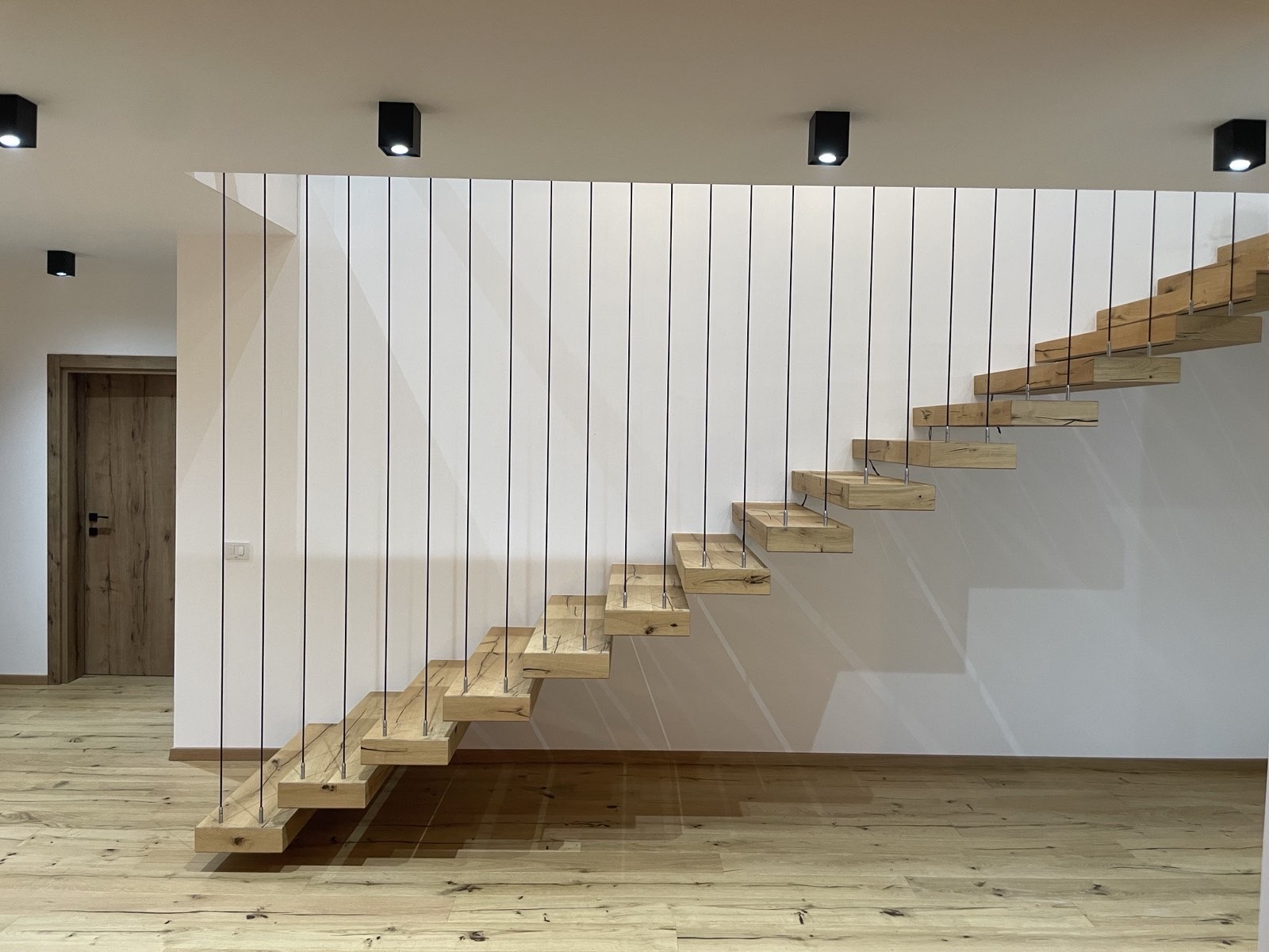 HARO Stairs: escalera y suelo en perfecta armonía