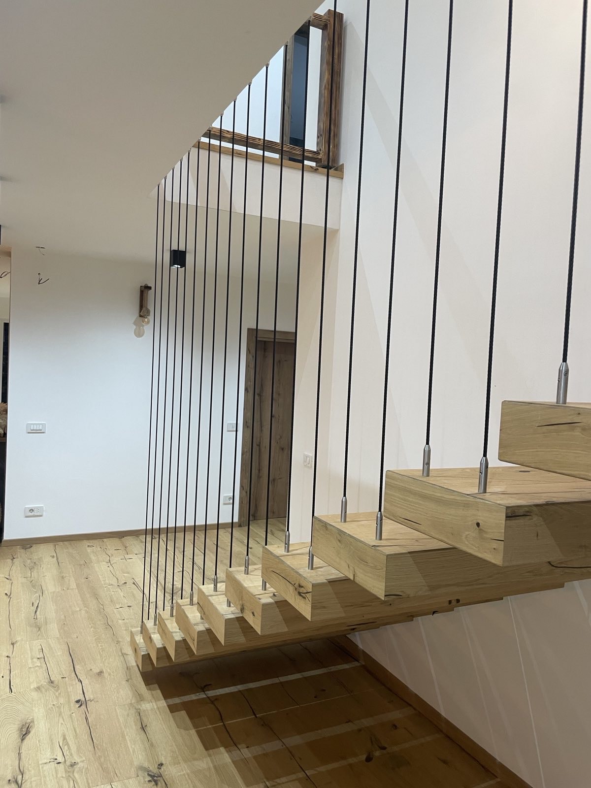 HARO Stairs: escalera y suelo en perfecta armonía