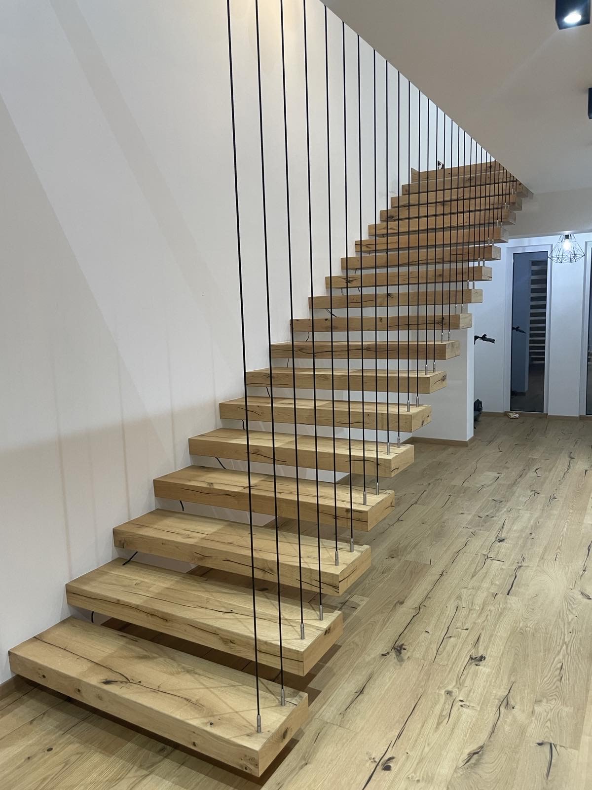 HARO Stairs: escalera y suelo en perfecta armonía