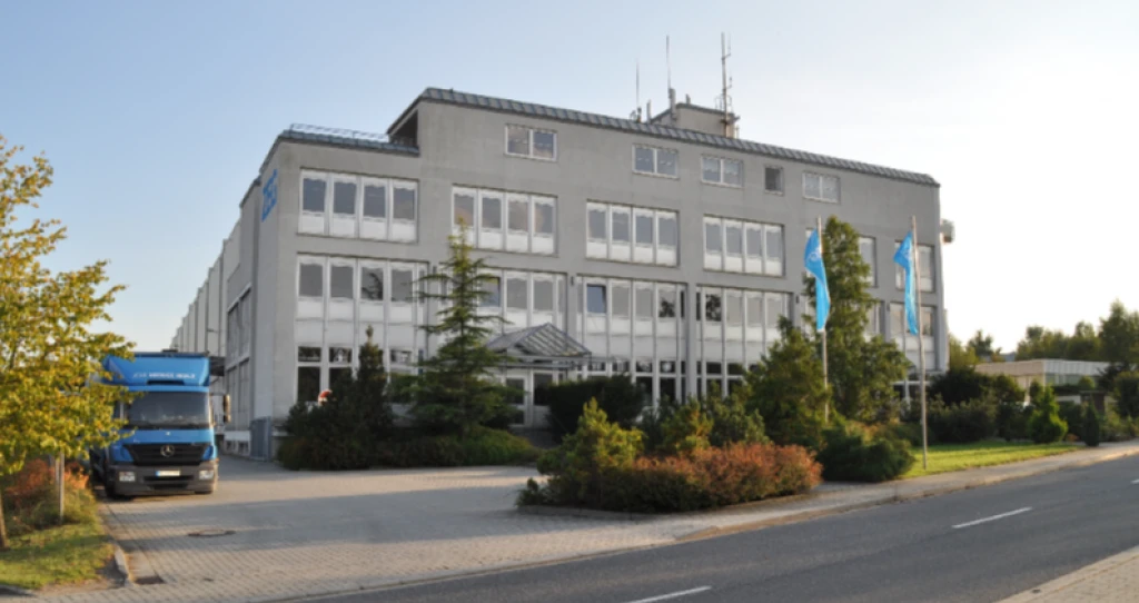 ZEG Zentraleinkauf Holz + Kunststoff eG