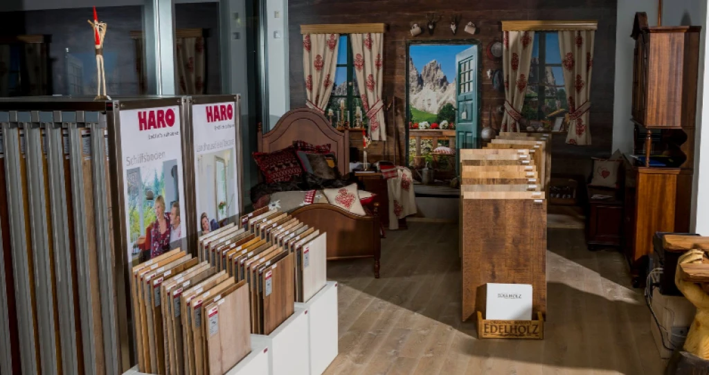 Salon Les3 Ljubljana