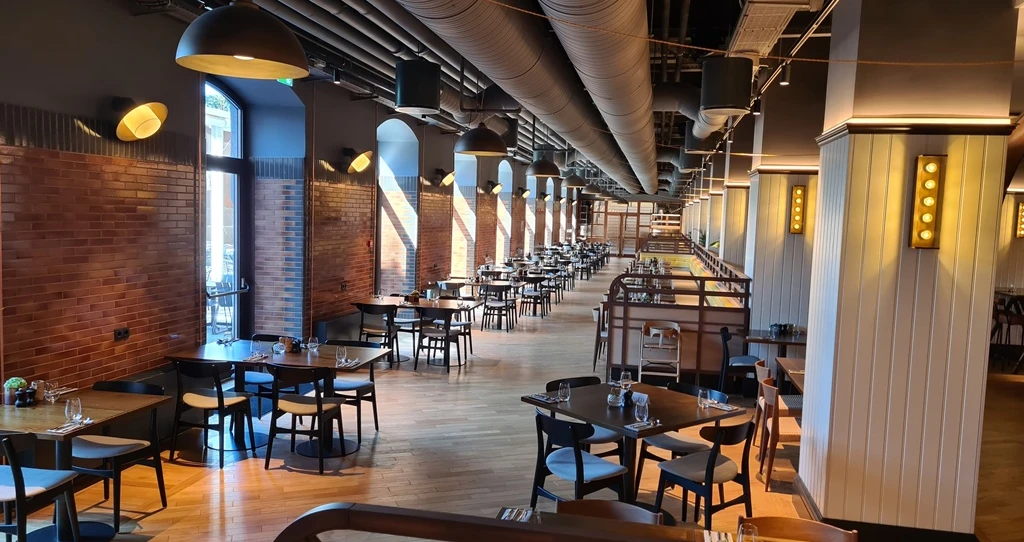 Af det godt 30.000 kvadratmeter samlede nytteareal for Villa Copenhagen er knap en fjerdedel blevet udstyret med smukt HARO stavparket.