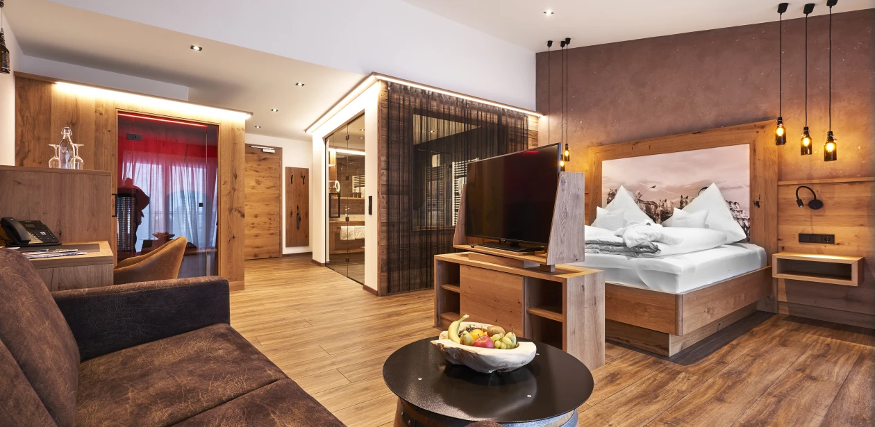 Die Hotelzimmer sind hell und freundlich eingerichtet