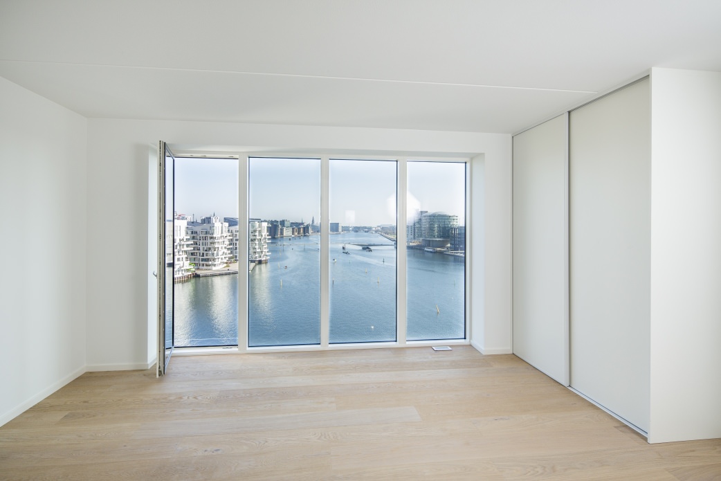 Kærholmen, la primera de las tres pequeñas islas de Engholmene, es un proyecto arquitectónico de la empresa Arkitema, situada en Aarhus, en colaboración con el estudio Gröning Arkitekter de Copenhague.