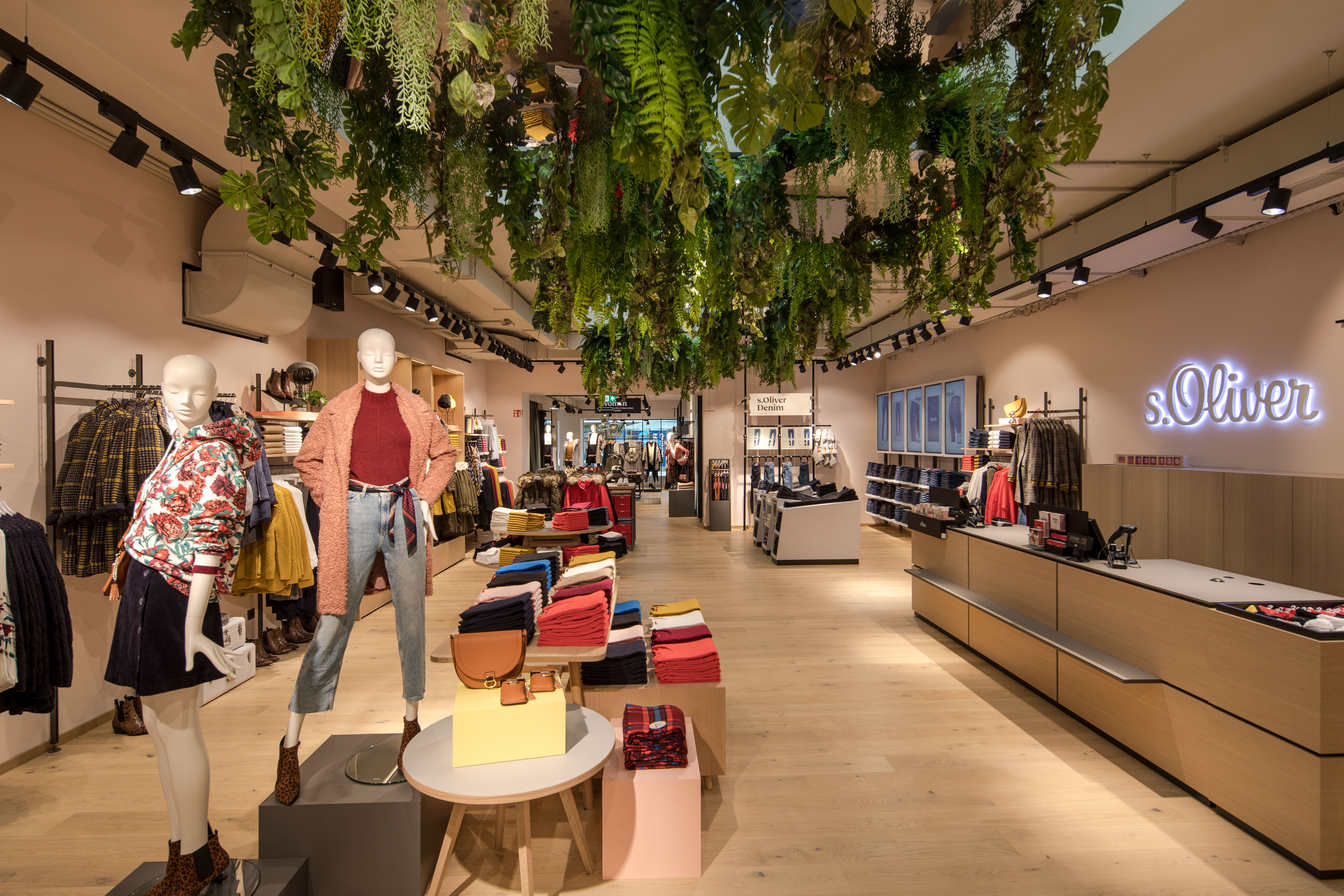 s.Oliver flagship store Stuttgart