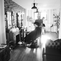 En barbersalon som fra de gode gamle tider – kun til mænd