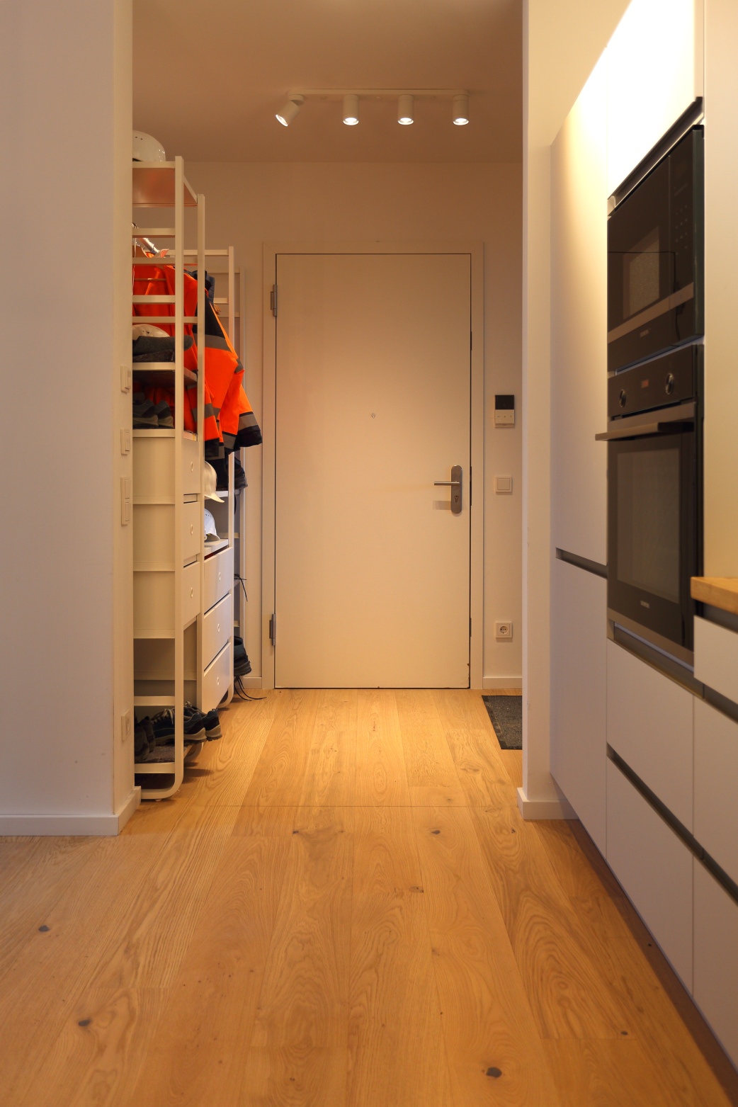 HARO eg plankegulv natur imponerer i enhver boligsituation med sit storslåede, naturlige udseende