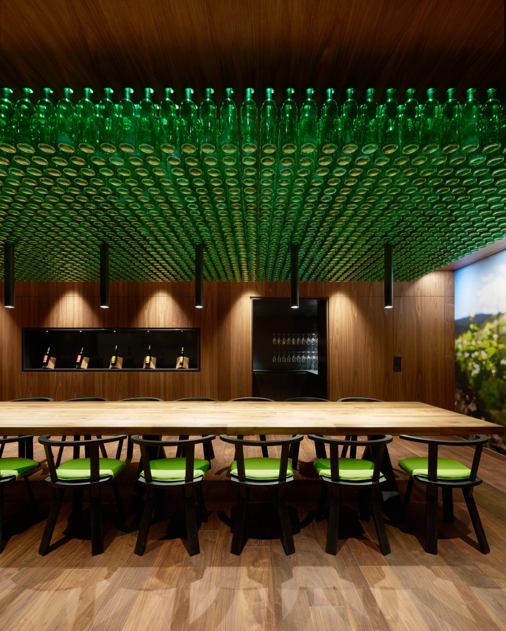 Bitte zu Tisch – Eine Weinverkostung in modern-rustikalem Ambiente